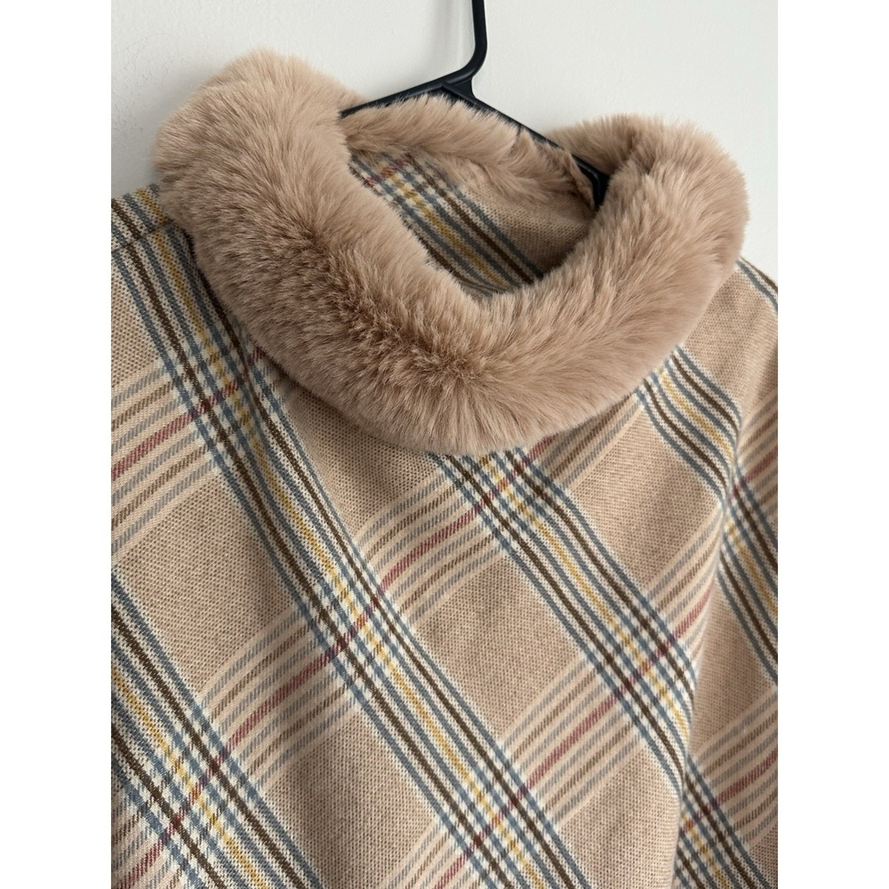 Faux Fur Collar Cropped Cape Poncho Beige Tartan Plaid - Picture 3 of 10